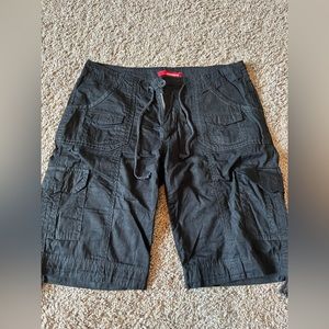 Black Union Bay Bermuda shorts, size 7